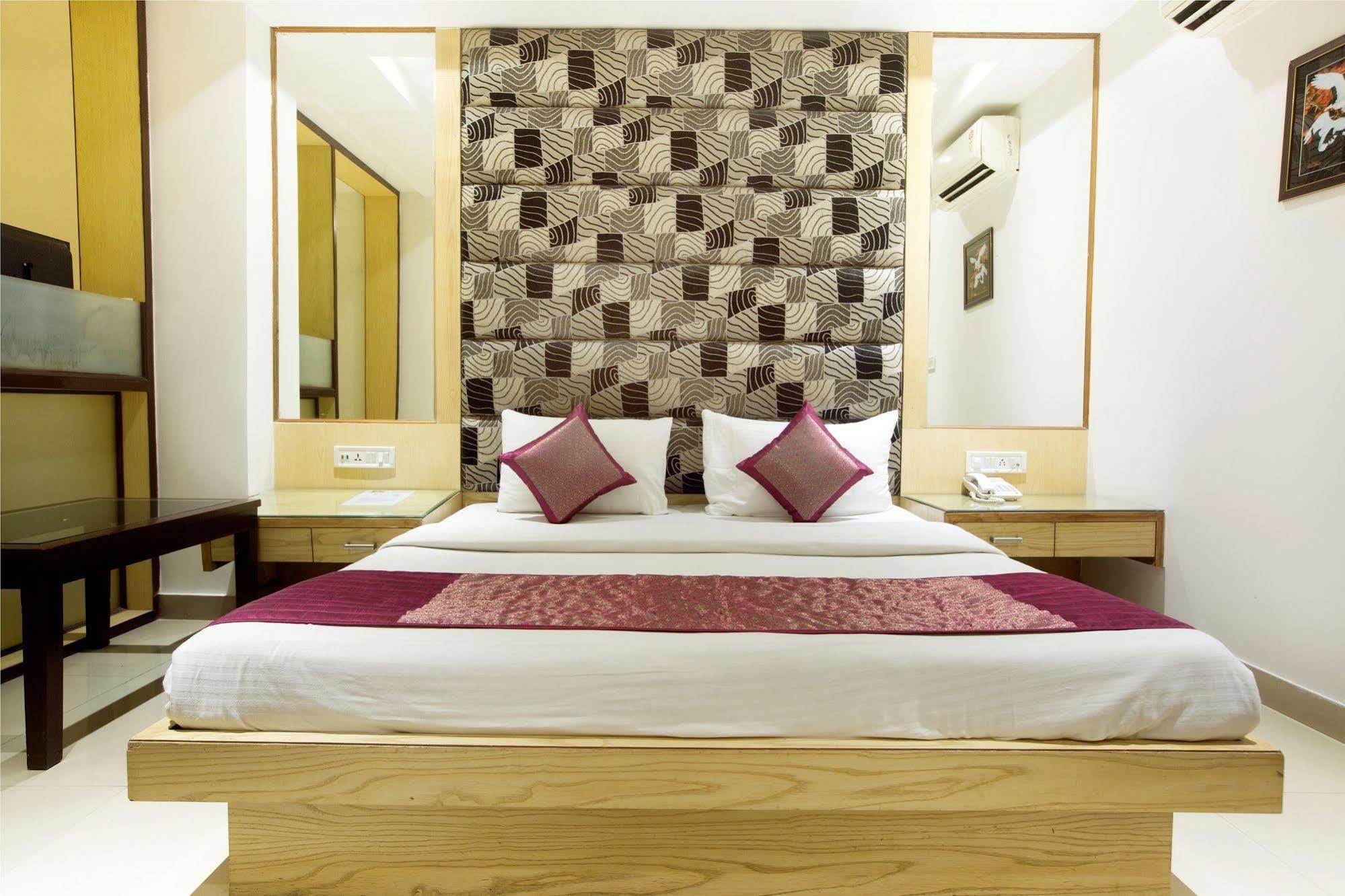 Itsy By Treebo - Baba Residency Hotel New Delhi Exterior photo