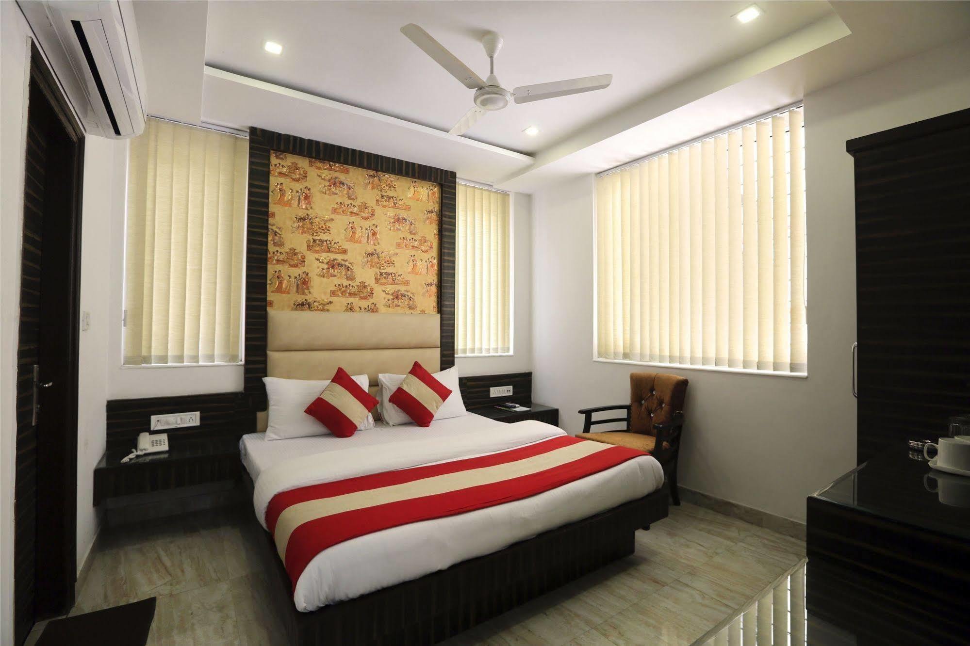Itsy By Treebo - Baba Residency Hotel New Delhi Exterior photo
