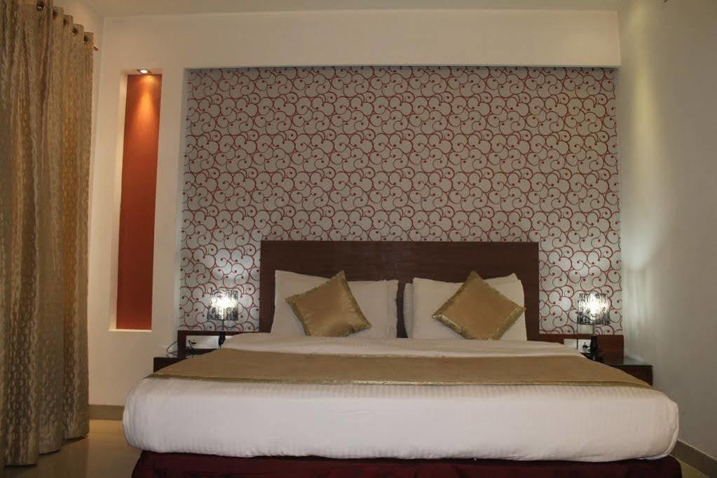 Itsy By Treebo - Baba Residency Hotel New Delhi Exterior photo